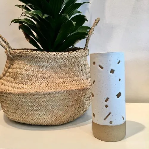 Eikcam - 8" Vase - Acid White Dip Geo
